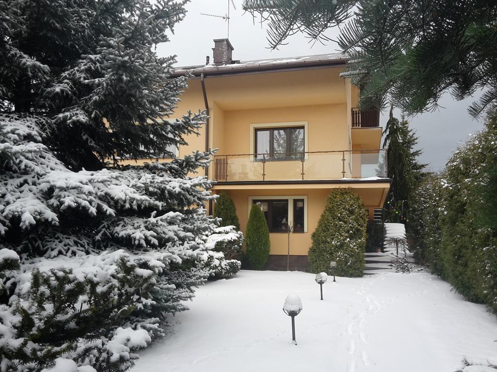 Dom Goscinny Przedmiescie Kielce Exterior photo